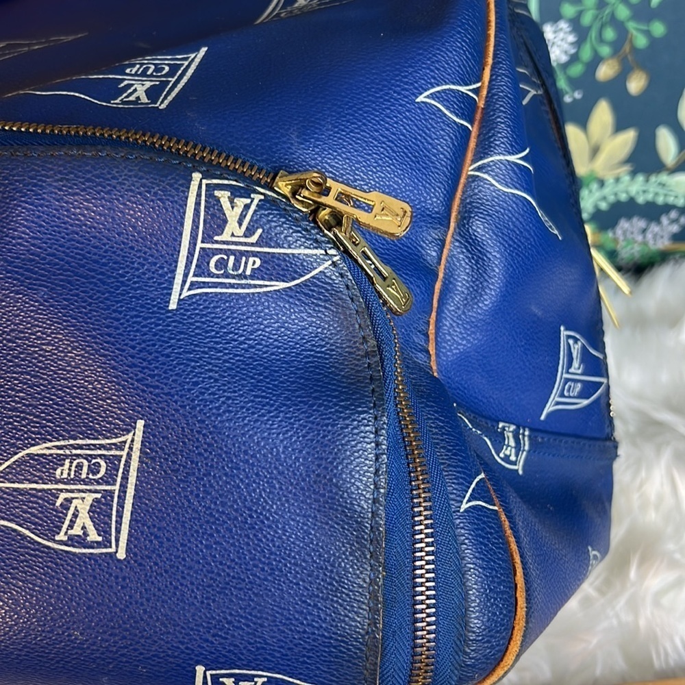 LV limited Edition Golf/Travel bag​​​​​ - Picture 3 of 5